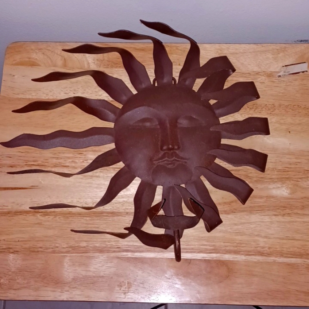 Wall hanger